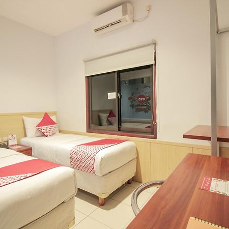 Collection O 295 Grha Ciumbuleuit Guest House Bandung Dış mekan fotoğraf