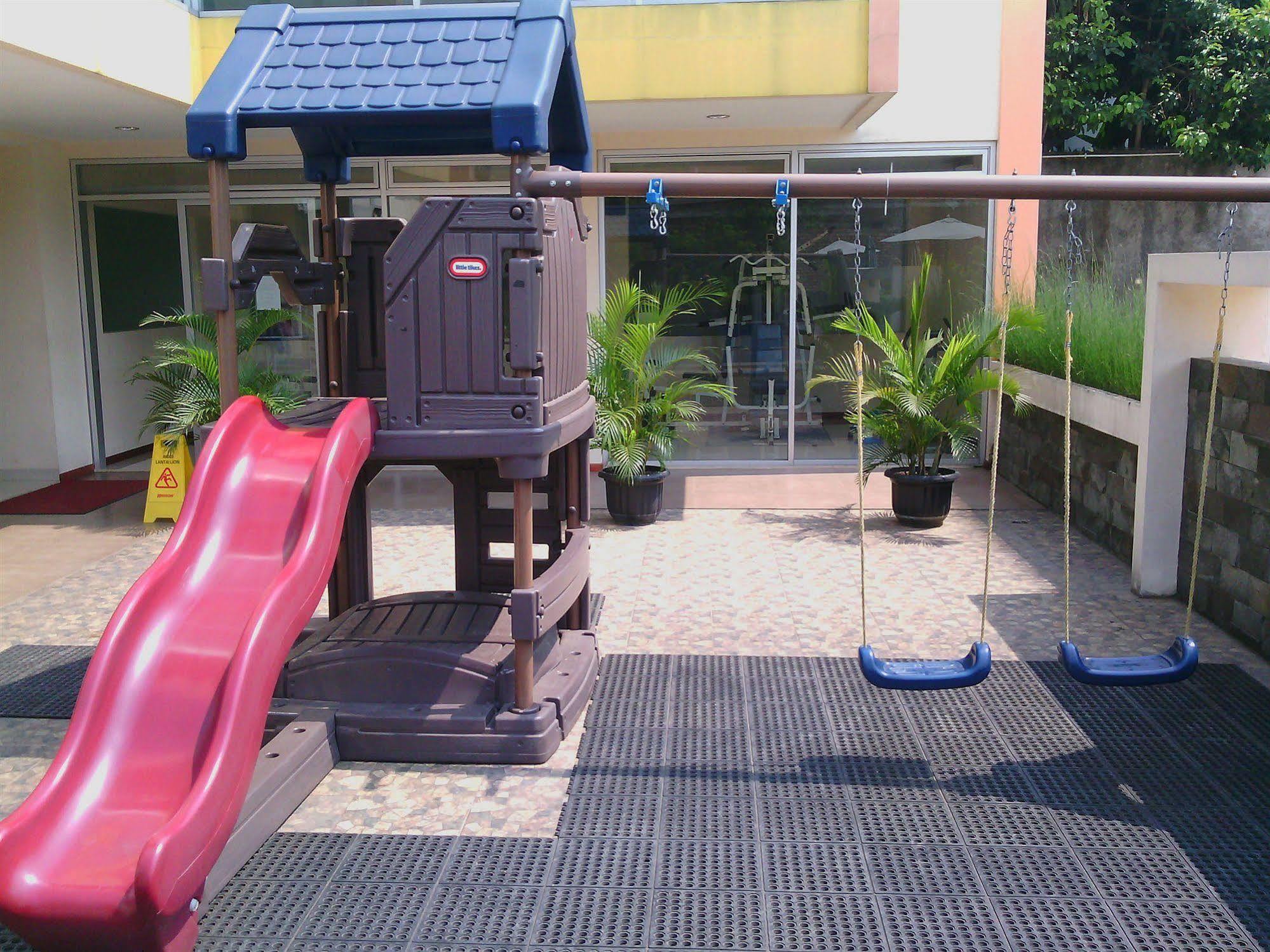 Collection O 295 Grha Ciumbuleuit Guest House Bandung Dış mekan fotoğraf